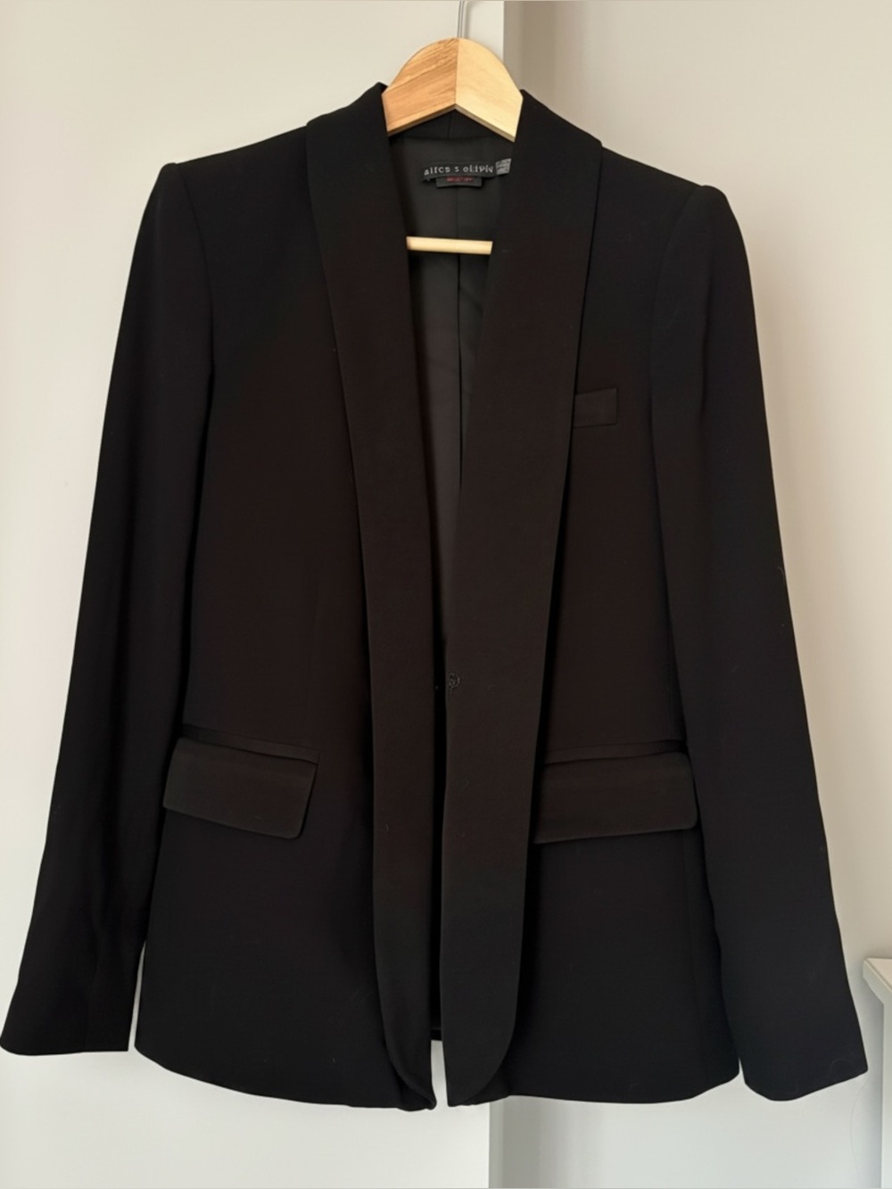 Alice Olivia Black Boyfriend Blazer Shawl Collar Open Front Lined S Made in USA